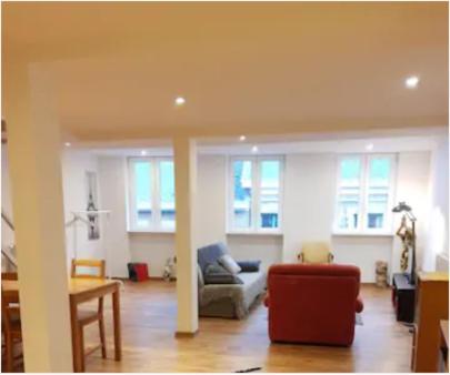 Apartamento Charmant duplex à 200m de la cathédrale Lieja Exterior foto